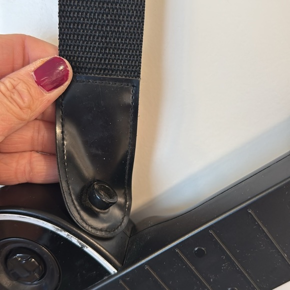 Guitar Hero play station controller removable cover - Picture 6 of 11